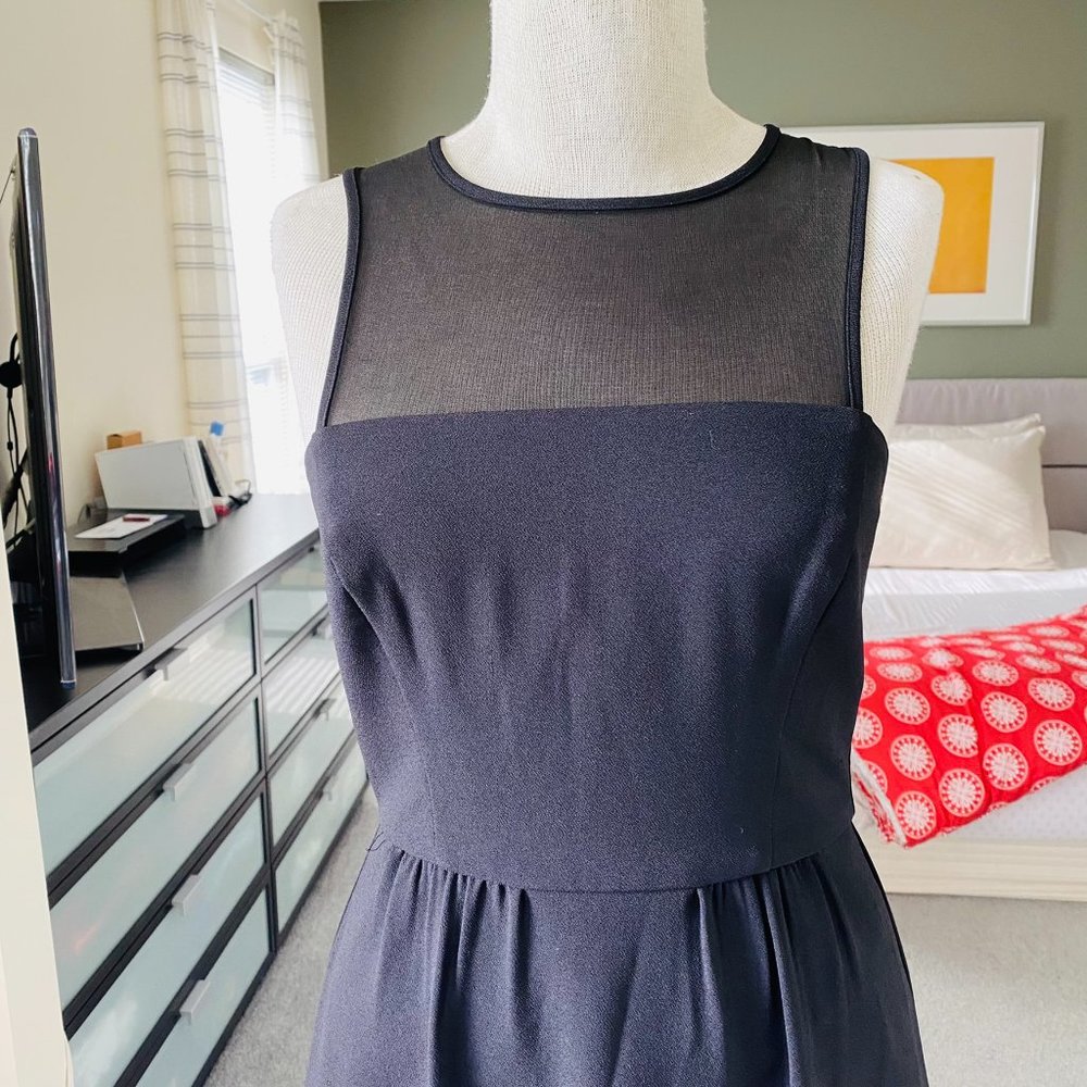 - Banana Republic Little Black Dress Size 0    - P38 - Picture 2 of 11